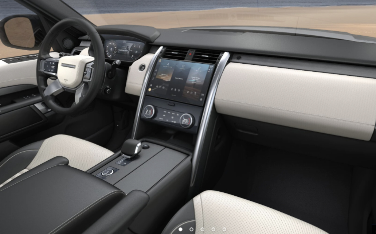 Land Rover Discovery Interior 2022