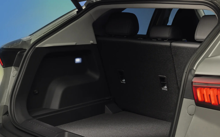 Omoda 5 Rear Interior 2025